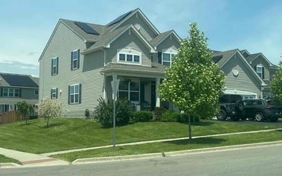 Photo of Henri W.'s yard after getting lawn care in Vernon Hills, IL