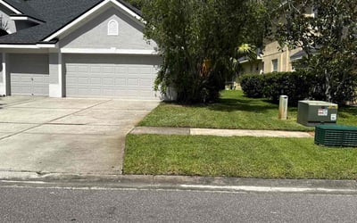 Photo of Godwill N.'s yard after getting lawn care in Missouri City, TX