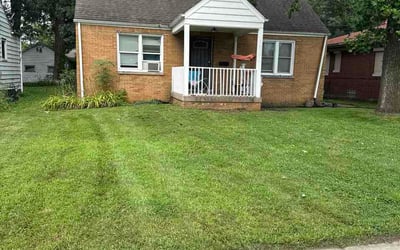 Photo of Mireille D.'s yard after getting lawn care in Haymarket, VA