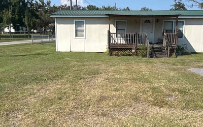 Photo of Carlos R.'s yard after getting lawn care in South Plainfield, NJ