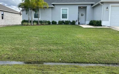 Photo of Stephanie R.'s yard after getting lawn care in Hobe Sound, FL