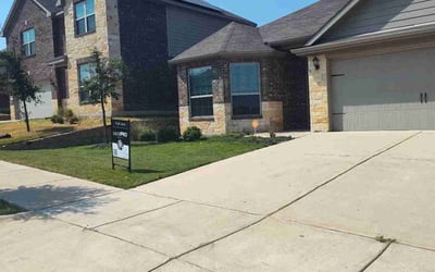 Photo of Arelia P.'s yard after getting lawn care in Denton, TX