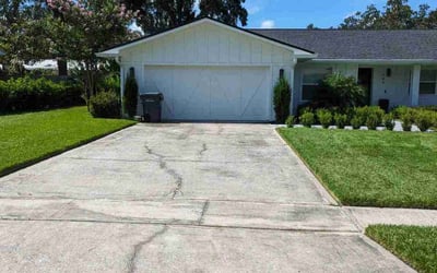 Photo of Kristen S.'s yard after getting lawn care in Huntington Station, NY