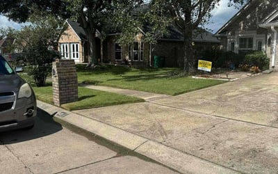Photo of Kristy P.'s yard after getting lawn care in Daphne, AL