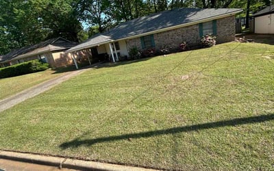 Photo of Jeffrey H.'s yard after getting lawn care in Longview, TX