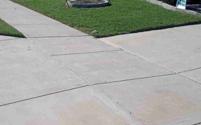 Photo of Alison W.'s yard after getting lawn care in Mechanicsville, VA