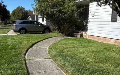 Photo of Thomas J.'s yard after getting lawn care in Saint Paul, MN