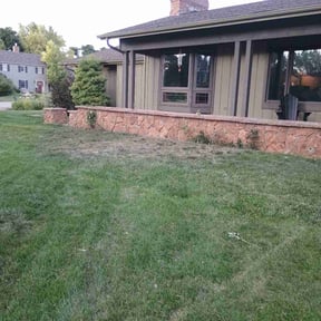 Flower Bed Weeding by Anival landscaping reviewed on May 22, 2021