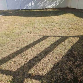 Flower Bed Weeding by Flow to the mow reviewed on October 25, 2022