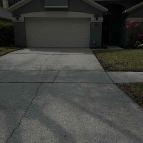 Leaf Removal by 5K Landscape reviewed on April 2, 2025