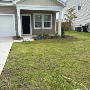 Weeding by #1 grass man reviewed on May 4, 2025