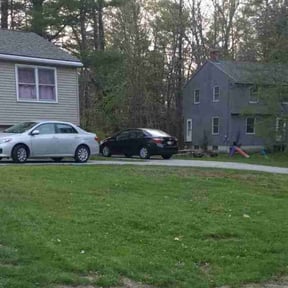Leaf Removal by Mike’s lawn care reviewed on May 12, 2022