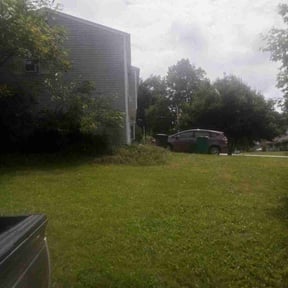 Flower Bed Weeding by Pooh's Lawn Care & Home Improvements reviewed on May 23, 2022