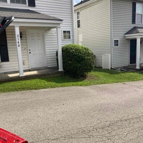 Bush Trimming by Amie&#039;s Clean Cut Lawns and More reviewed on October 9, 2022