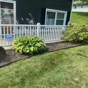 Flower Bed Weeding by John Henry reviewed on May 21, 2022