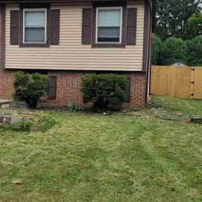 Flower Bed Weeding by Uppercuts Lawn Care reviewed on November 18, 2021