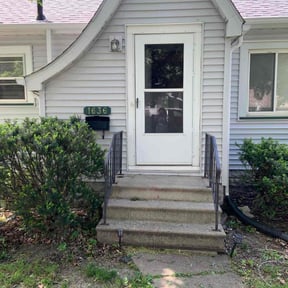 Bush Trimming by We Can Do It Landscaping and Handyman Services LLC reviewed on March 15, 2025