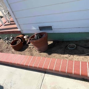 Flower Bed Weeding by Joseph Fullner reviewed on June 18, 2022