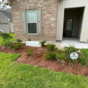 Flower Bed Weeding by GRASS EFX LAWN CARE reviewed on July 13, 2025