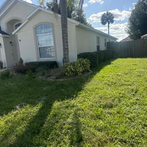 Bush Trimming by J Jr’s Lawn Maintenance reviewed on March 4, 2022