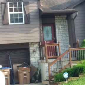 Bush Trimming by YardGoat Mowing reviewed on October 17, 2022