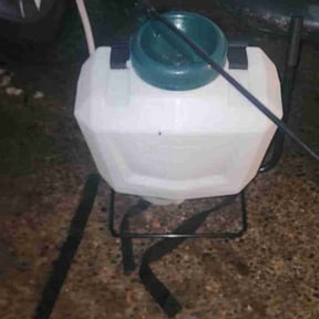 Weeding by RMZ Landscape Services LLC reviewed on May 15, 2025