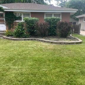 Bush Trimming by L&J Investment Properties reviewed on October 6, 2022