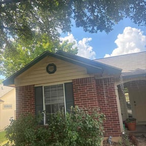 Bush Trimming by Nicuts landscape reviewed on April 22, 2025