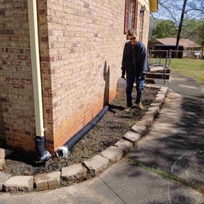 Flower Bed Weeding by Bolinlawncare reviewed on August 30, 2024