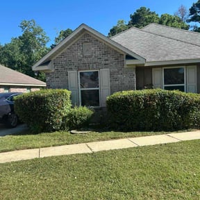 Bush Trimming by As Good As You Do It Lawn Care reviewed on July 21, 2025