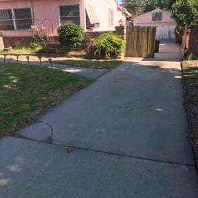 Cleanups by Brothers landscaping reviewed on August 14, 2025