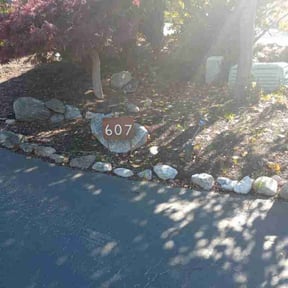 Flower Bed Weeding by Perry's Landscaping LLC reviewed on June 25, 2022