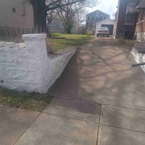 Leaf Removal by Arca Landscaping reviewed on February 13, 2024