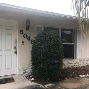 Bush Trimming by John Layne Landscaping reviewed on April 17, 2022