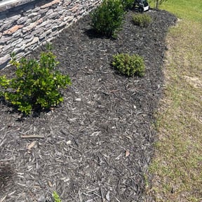 Flower Bed Weeding by Bryan lawncare llc reviewed on August 7, 2024