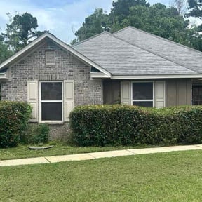 Bush Trimming by Total Cuts Lawn Care LLC reviewed on April 4, 2025