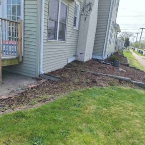 Cleanups by Catlin's Lawn Care reviewed on January 29, 2022