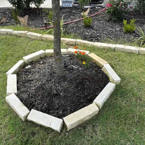 Flower Bed Weeding by Get Her Done Lawn Service reviewed on July 25, 2022