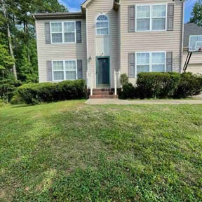 Bush Trimming by Caver Lawn Care reviewed on October 11, 2021