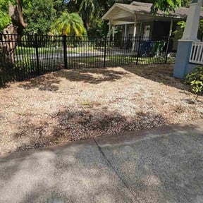 Leaf Removal by Da Real Landscaping and property maintenance reviewed on August 2, 2025