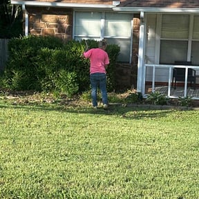Flower Bed Weeding by Jack's Lawn Care reviewed on June 9, 2022
