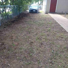 Leaf Removal by Jay Landscaping reviewed on May 3, 2022