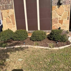 Flower Bed Weeding by Contreras Outdoors reviewed on June 10, 2022
