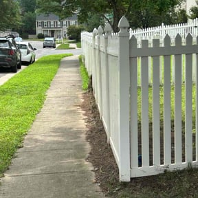 Weeding by M&M Lawn Service reviewed on April 27, 2022