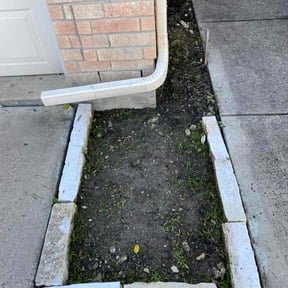 Flower Bed Weeding by D. Nelsons Lawn Care, LLC reviewed on July 21, 2022