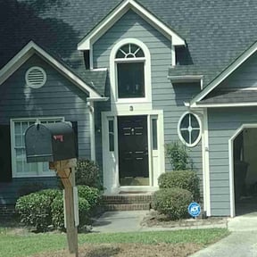 Bush Trimming by Delgado landscaping reviewed on May 3, 2025