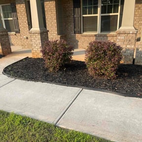 Mulching by Copperfield Lawn reviewed on November 3, 2021