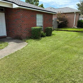 Bush Trimming by G&C lawn care reviewed on June 22, 2021