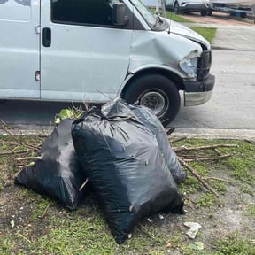 Leaf Removal by Gomez Property  Maintenance reviewed on January 25, 2022