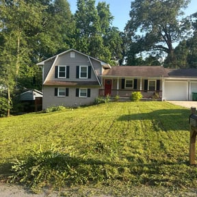 Bush Trimming by Pure Cuts Landscaping reviewed on July 27, 2025
